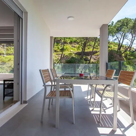 아파트 Ursa